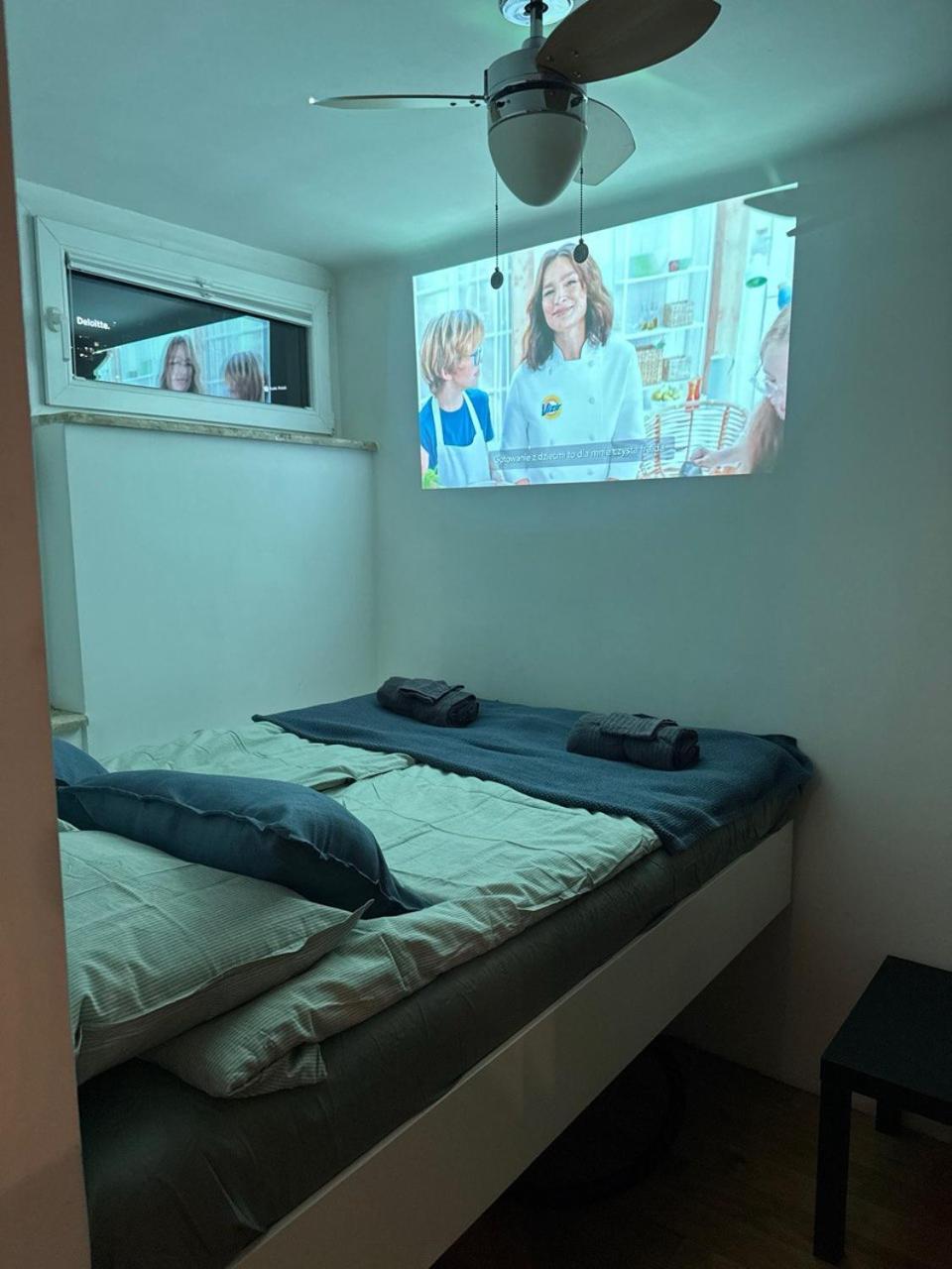 The Glade Of Dreams - Netflix, Sony Ps5 Apartament Warszawa